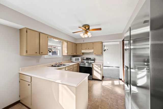 1297 Slade Avenue, Columbus, OH 43235