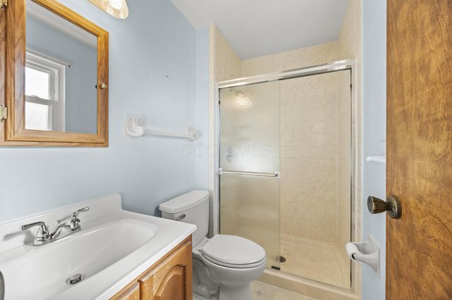 1297 Slade Avenue, Columbus, OH 43235