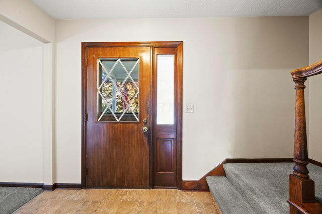 1297 Slade Avenue, Columbus, OH 43235