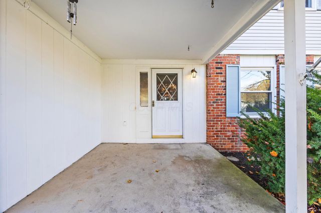 1297 Slade Avenue, Columbus, OH 43235