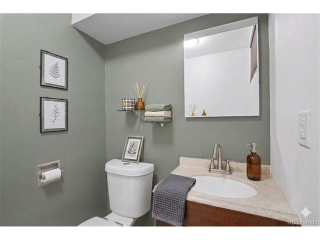 1560 E 112th Pl, Northglenn, CO 80233