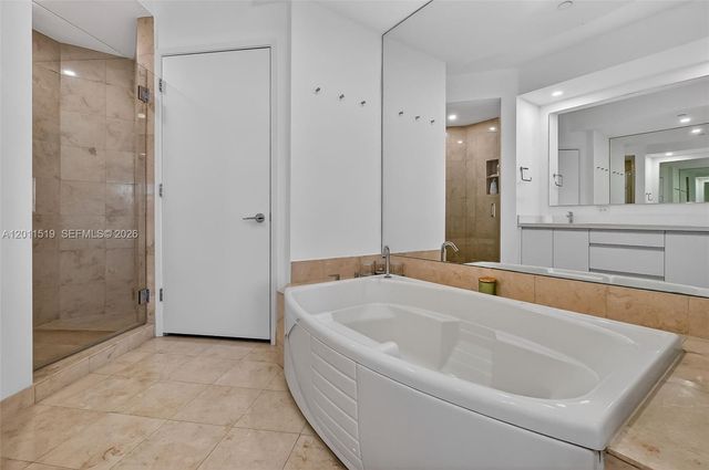 705 Crandon Blvd 506, Key Biscayne, FL 33149