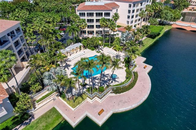 705 Crandon Blvd 506, Key Biscayne, FL 33149