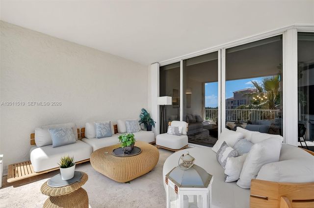 705 Crandon Blvd 506, Key Biscayne, FL 33149