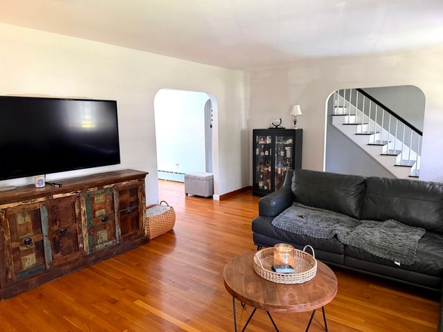100 Sutton Hill Rd, North Andover, MA 01845