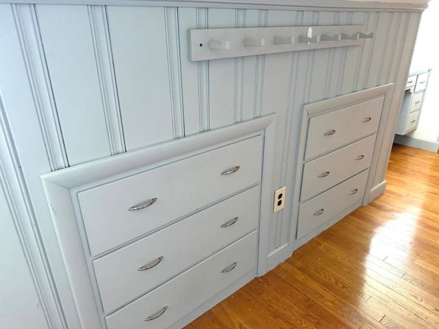 100 Sutton Hill Rd, North Andover, MA 01845