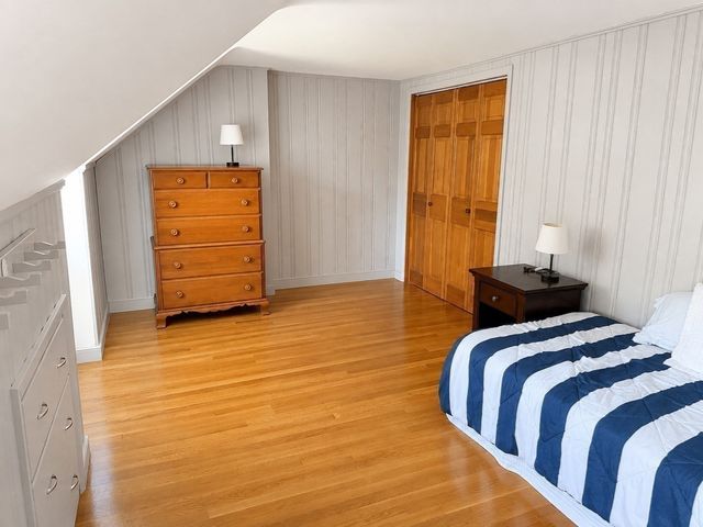 100 Sutton Hill Rd, North Andover, MA 01845