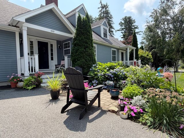 100 Sutton Hill Rd, North Andover, MA 01845