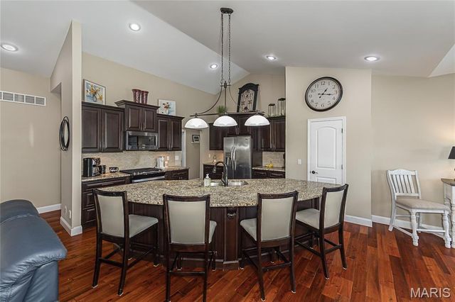 8422 Treybrooke Place, O'fallon, IL 62269