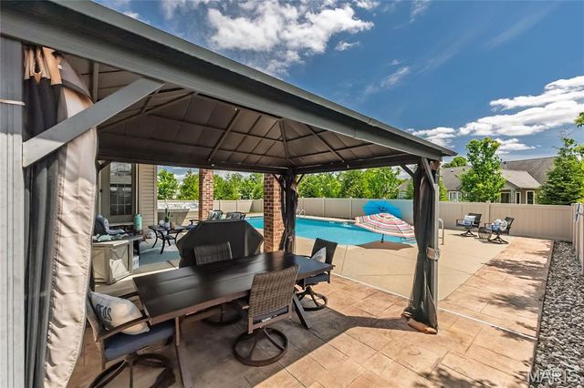 8422 Treybrooke Place, O'fallon, IL 62269