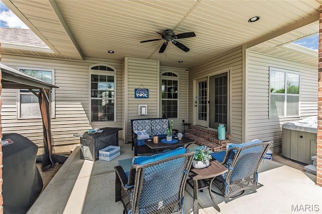 8422 Treybrooke Place, O'fallon, IL 62269