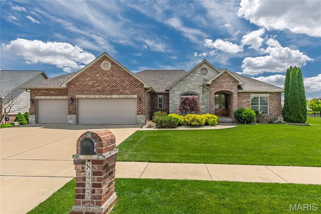 8422 Treybrooke Place, O'fallon, IL 62269
