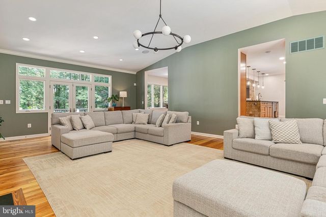 328 CANTERWOOD, Great Falls, VA 22066
