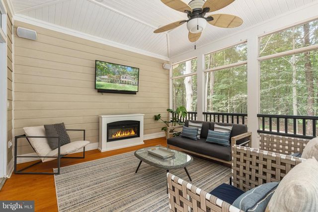 328 CANTERWOOD, Great Falls, VA 22066