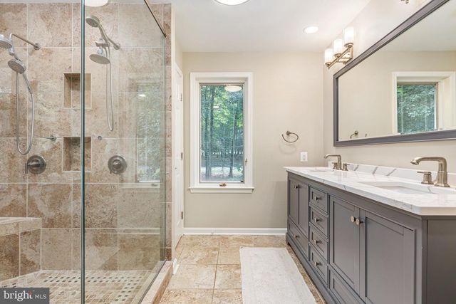 328 CANTERWOOD, Great Falls, VA 22066