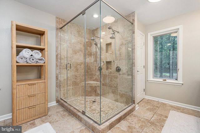 328 CANTERWOOD, Great Falls, VA 22066