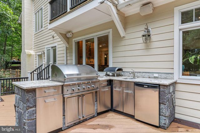 328 CANTERWOOD, Great Falls, VA 22066