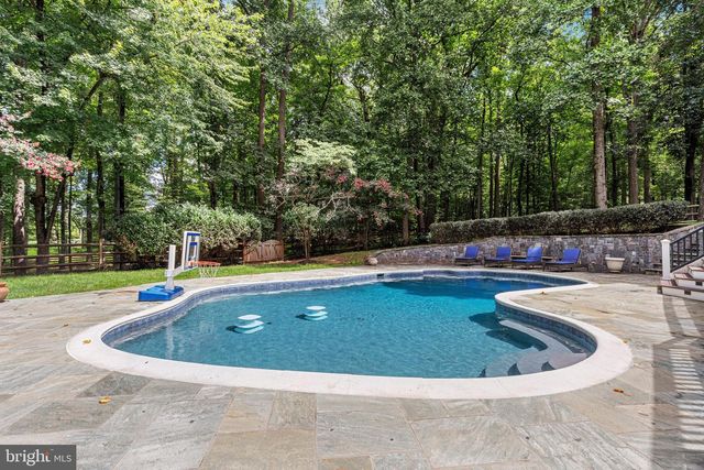 328 CANTERWOOD, Great Falls, VA 22066