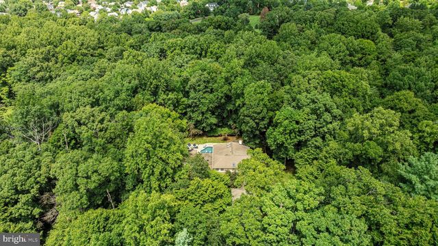 328 CANTERWOOD, Great Falls, VA 22066