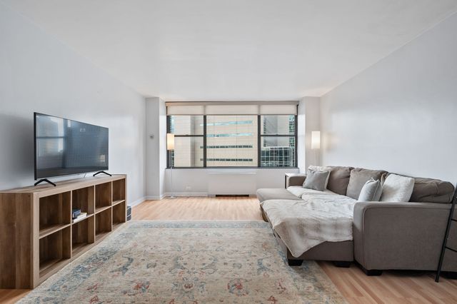 112 Washington PLACE 7B, Downtown Pgh, PA 15219