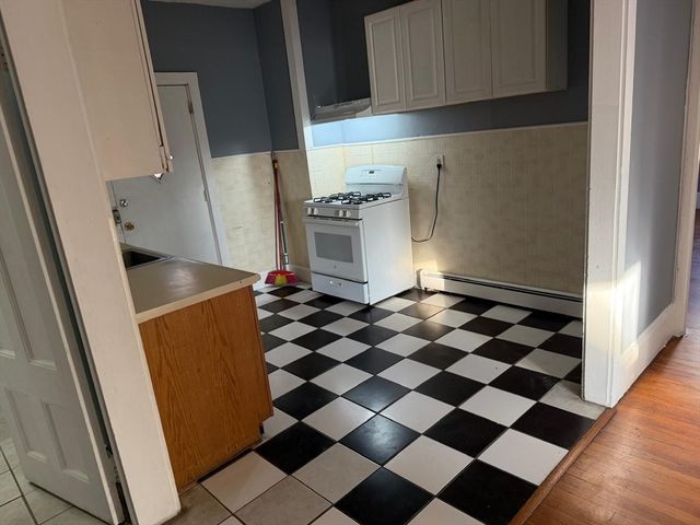 175 Ashmont St 2, Boston, MA 02124