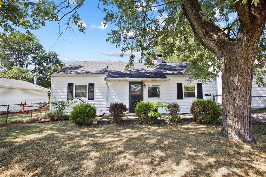 869 S Maple Avenue, Fairborn, OH 45324