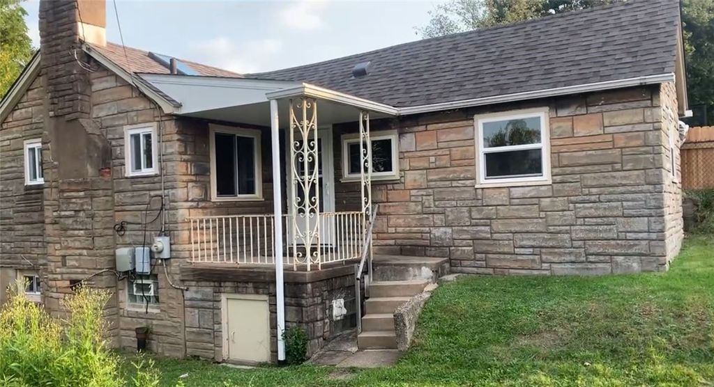 10023 Calvin St Rear, Penn Hills, PA 15235