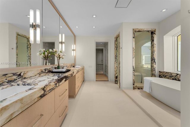 445 Grand Bay Drive PH1A, Key Biscayne, FL 33149