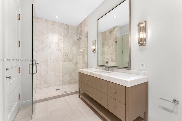 445 Grand Bay Drive PH1A, Key Biscayne, FL 33149