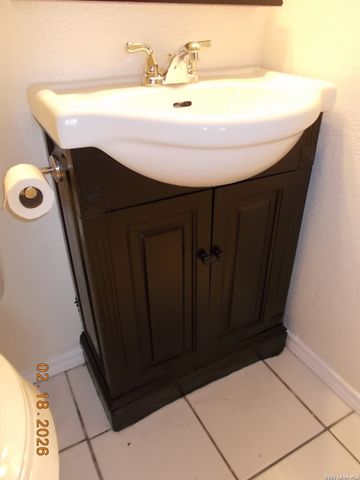 811 NORTH BLVD, Universal City, TX 78148