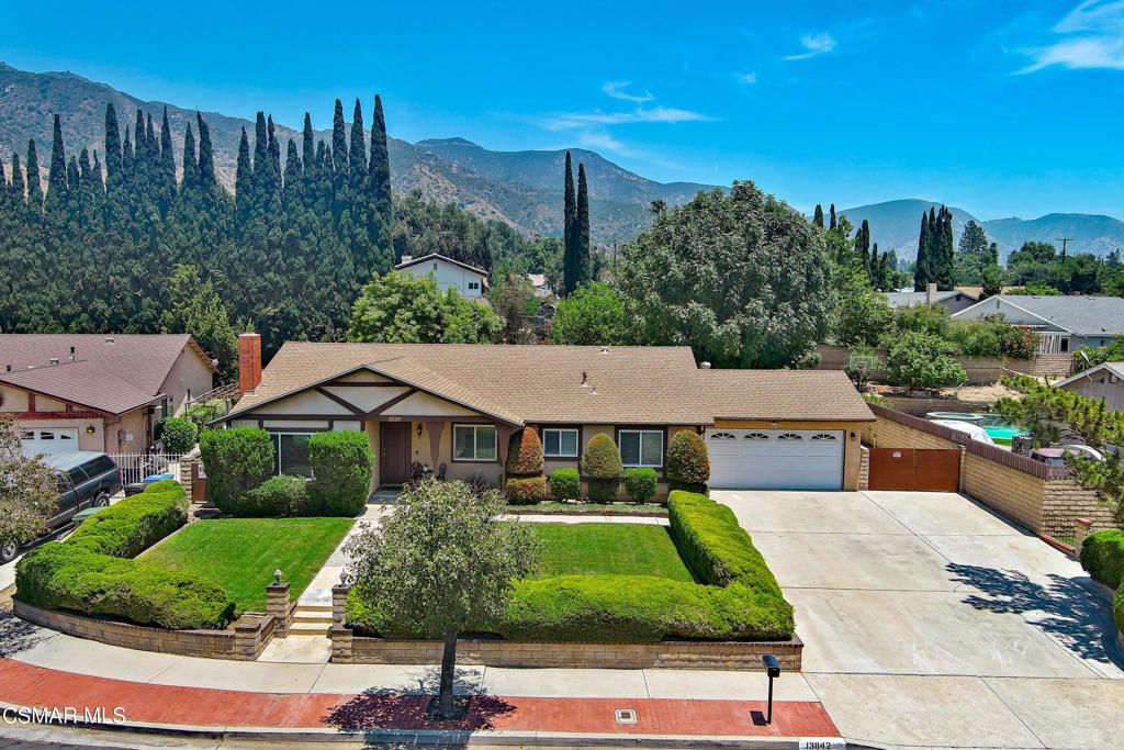 13842 Wheeler Avenue, Sylmar, CA 91342