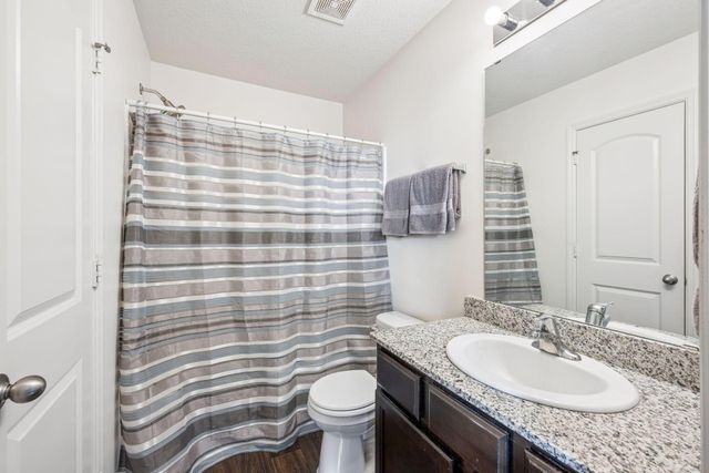 19235 Engle Wood Drive, Big Lake, MN 55309