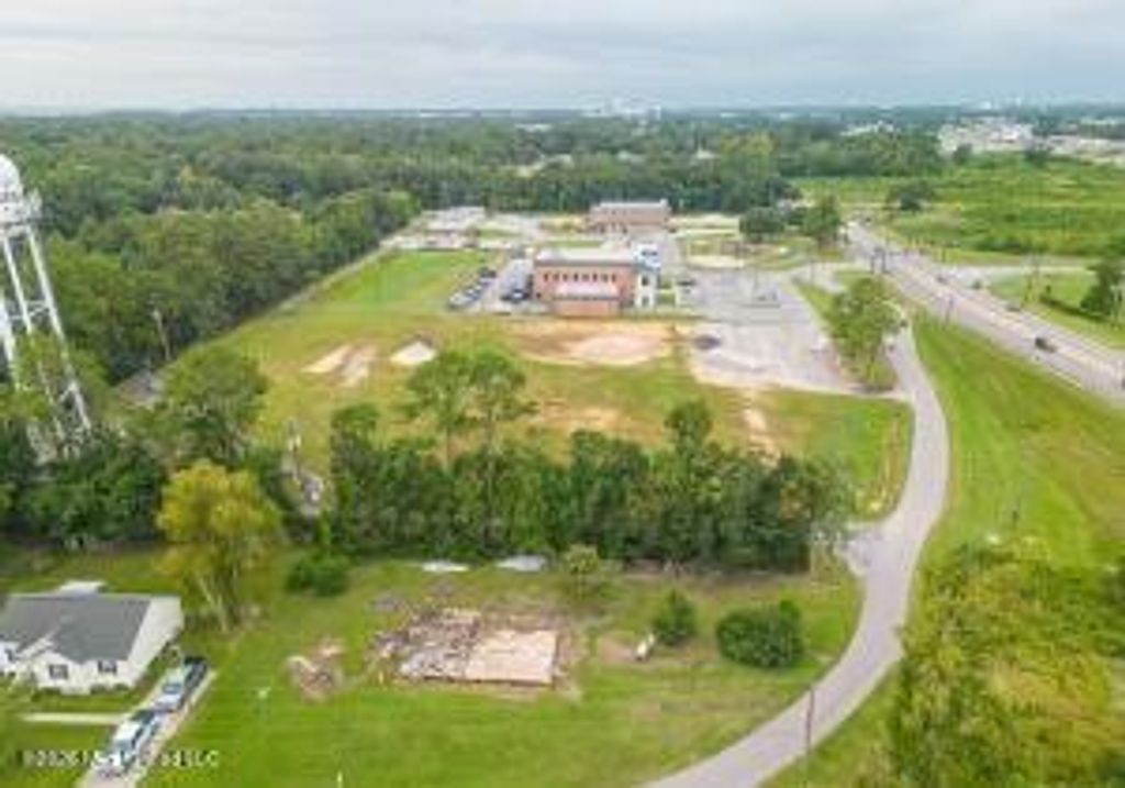 3261 Georgette Lane, D'iberville, MS 39540