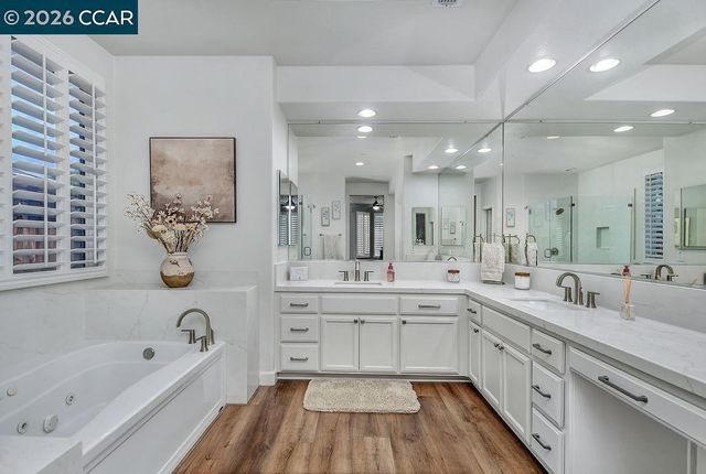 988 Country Glen Lane, Brentwood, CA 94513