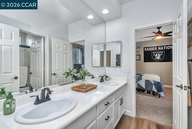988 Country Glen Lane, Brentwood, CA 94513