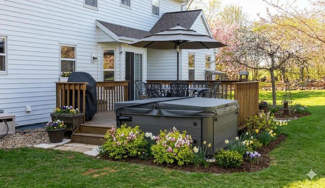 W254S7310 Glenview DRIVE, Waukesha, WI 53189
