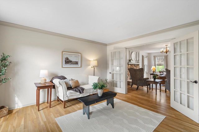 W254S7310 Glenview DRIVE, Waukesha, WI 53189