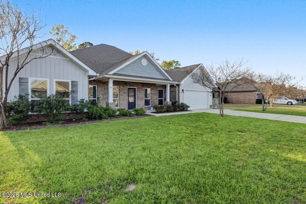 10423 Autumn Drive, Gulfport, MS 39503
