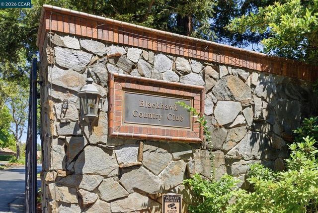 316 Live Oak Dr, Danville, CA 94506