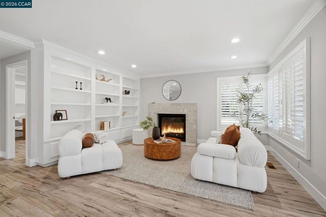 316 Live Oak Dr, Danville, CA 94506
