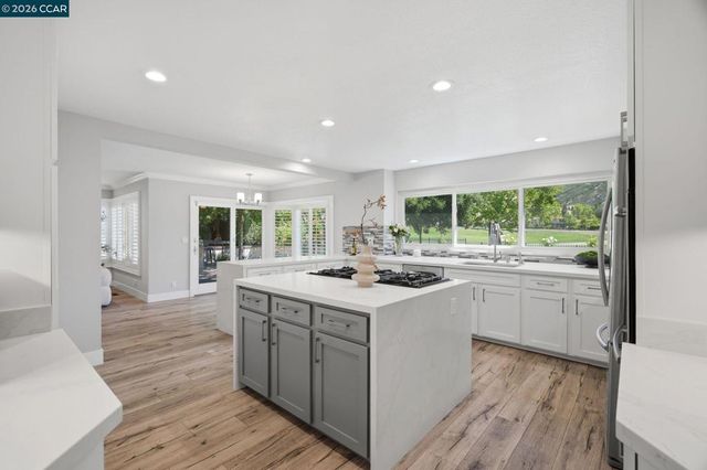316 Live Oak Dr, Danville, CA 94506