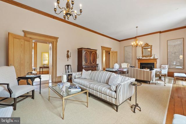 3252 WINCHESTER RD, Delaplane, VA 20144