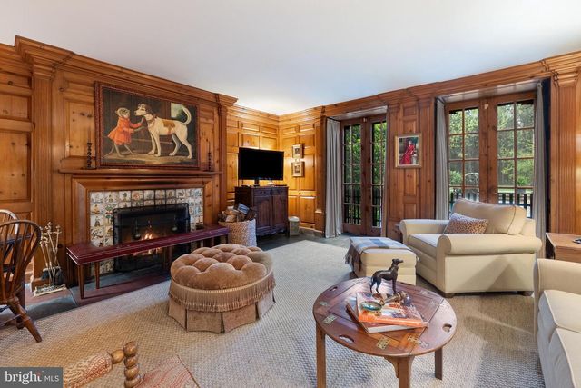3252 WINCHESTER RD, Delaplane, VA 20144