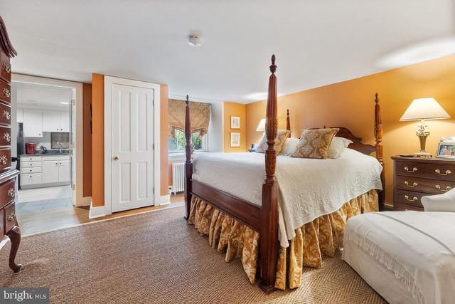 3252 WINCHESTER RD, Delaplane, VA 20144