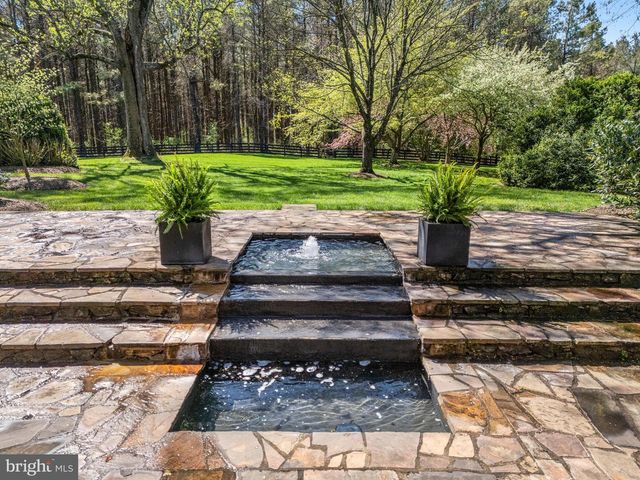 3252 WINCHESTER RD, Delaplane, VA 20144