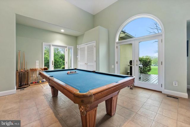 3252 WINCHESTER RD, Delaplane, VA 20144