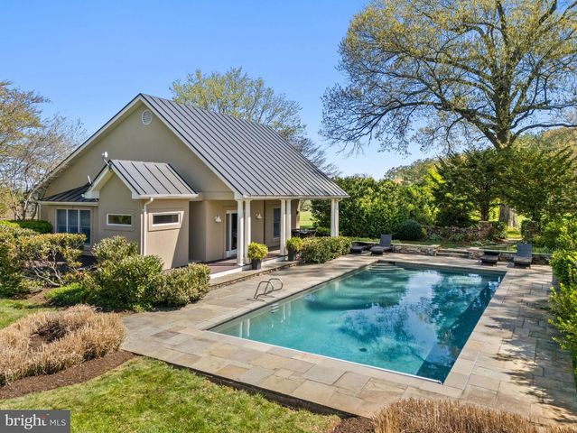 3252 WINCHESTER RD, Delaplane, VA 20144