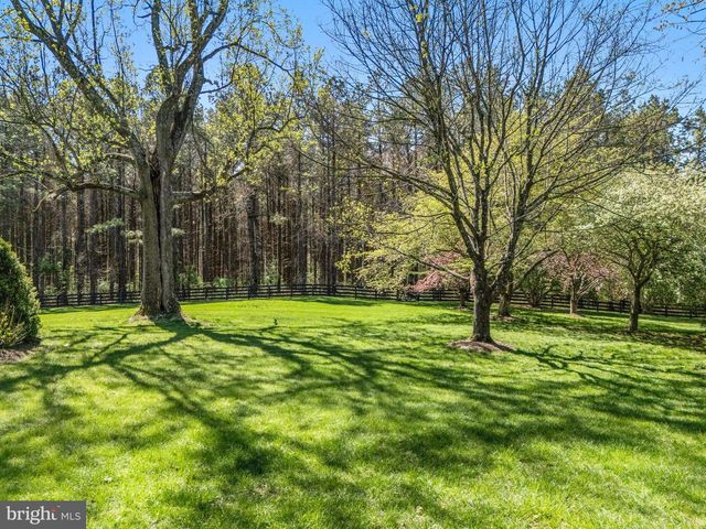 3252 WINCHESTER RD, Delaplane, VA 20144
