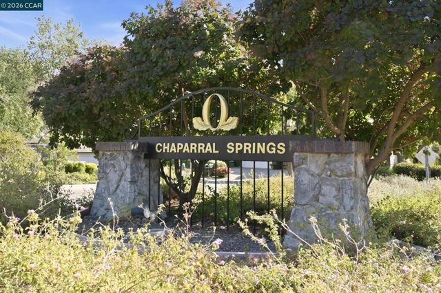 1345 Shell Ln, Clayton, CA 94517