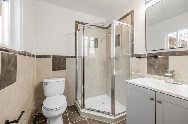 1230 79Th Ave, Oakland, CA 94621